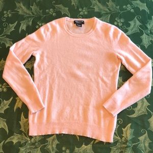Lord and Taylor 100% cashmere sweater size medium